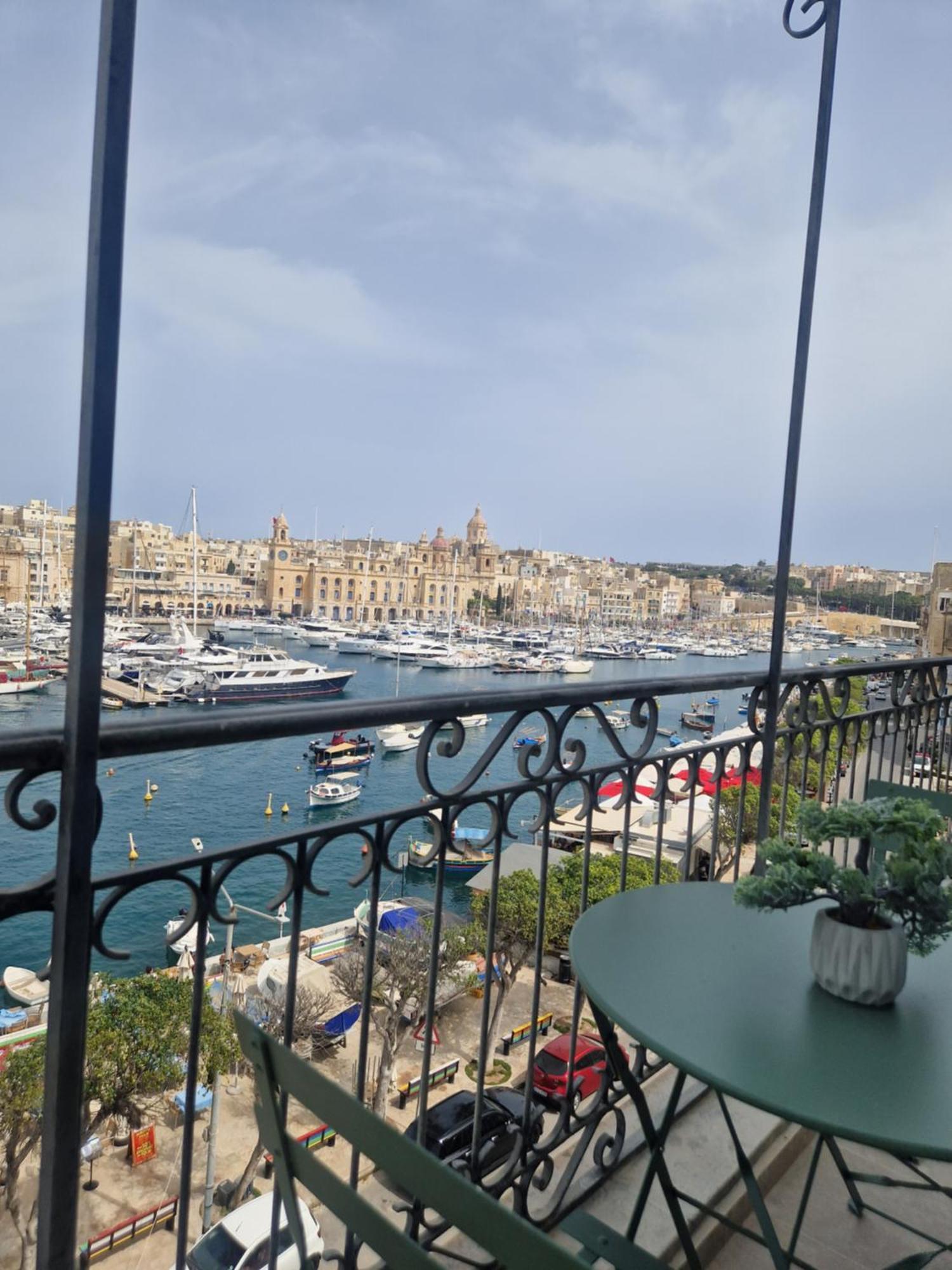 Korzo Suites Senglea Waterfront Exterior foto